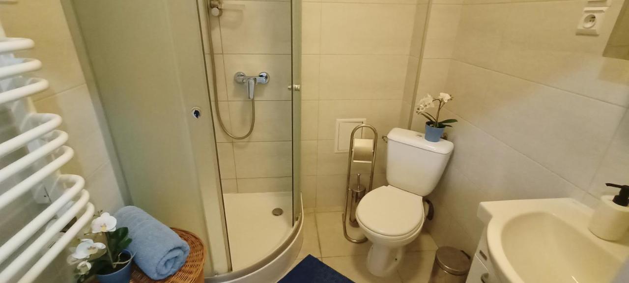 Apartament Granatowy Swietoduska 12 Lublin Eksteriør bilde