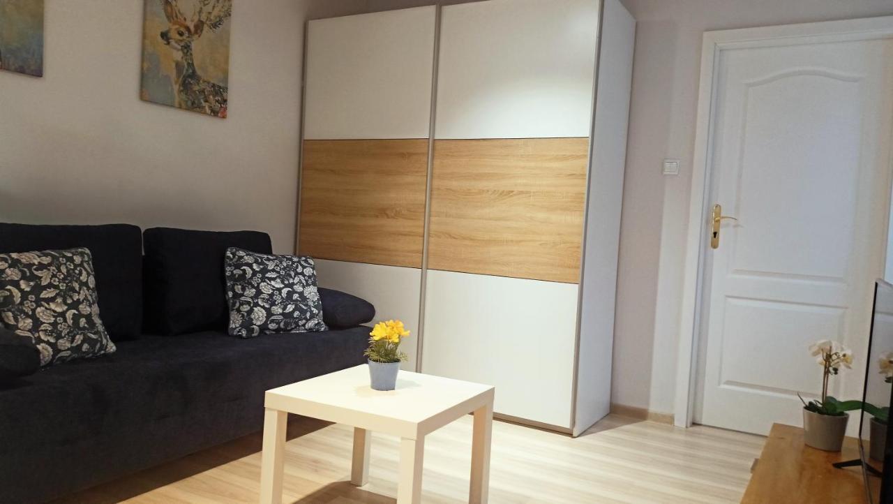Apartament Granatowy Swietoduska 12 Lublin Eksteriør bilde